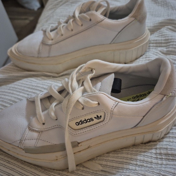 Size 6.5 - Adidas Hypersleek Triple White 702001 10/18 - Picture 3 of 6